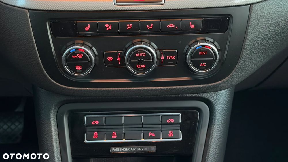 Volkswagen Sharan - 16