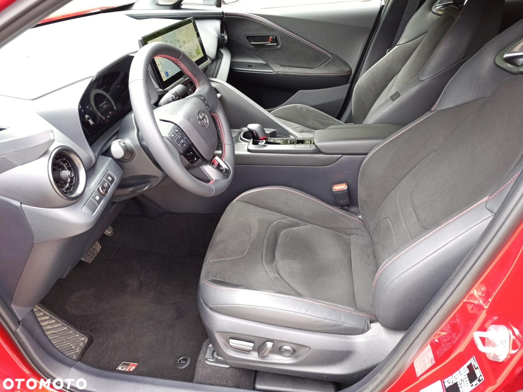 Toyota C-HR - 15