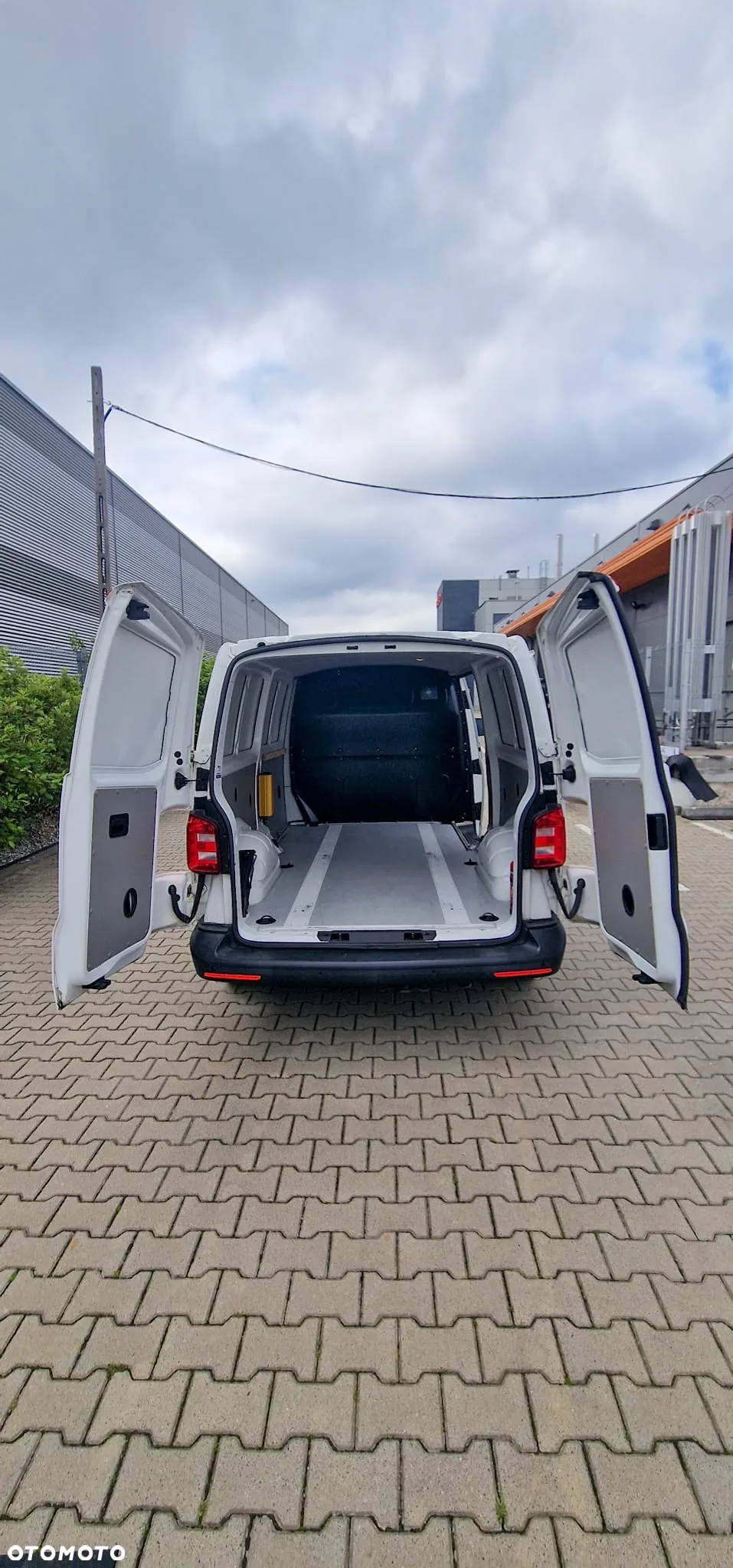 Volkswagen Transporter - 14