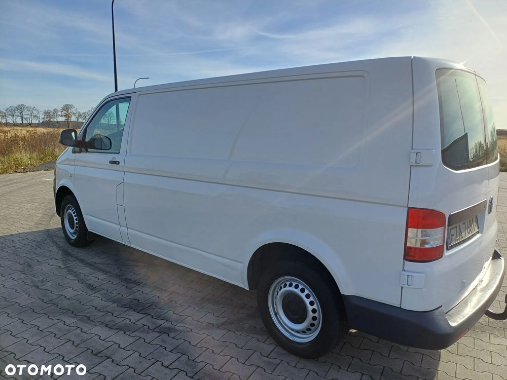 Volkswagen Transporter - 4