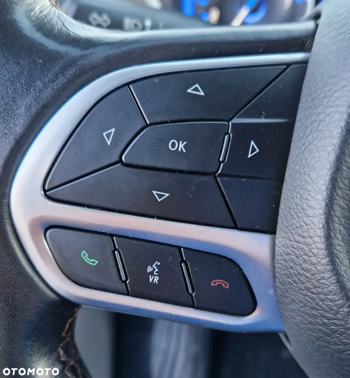Chrysler Pacifica - 22