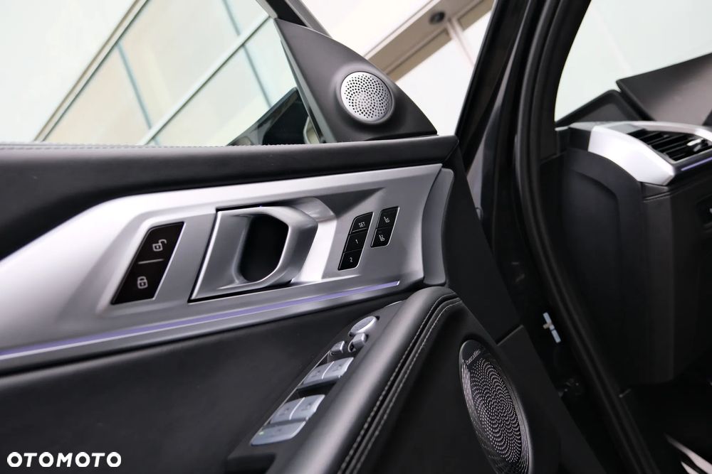 BMW XM PHEV sport - 22