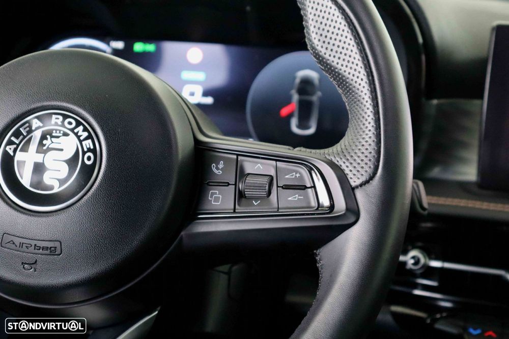 Alfa Romeo Tonale 1.5 Hybrid Sprint - 16