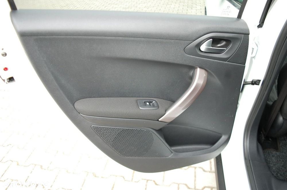 Peugeot 2008 - 29