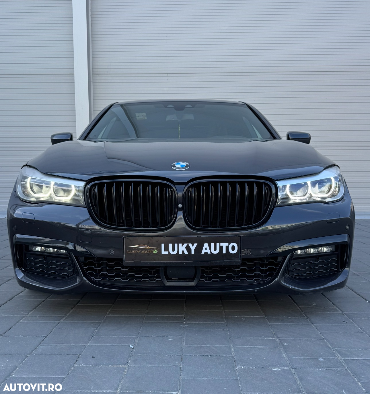BMW Seria 7 - 13