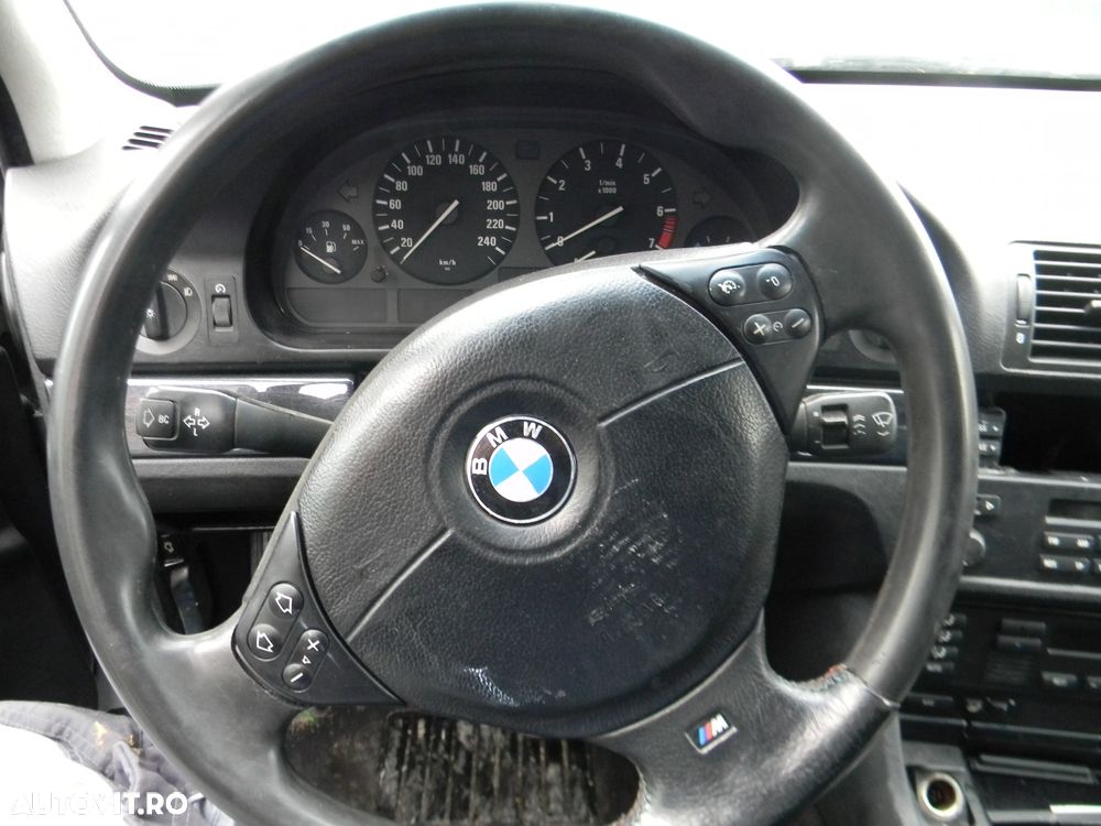 Dezmembrari  BMW 5 (E39)  1995  > 2004 528 i Benzina - 15