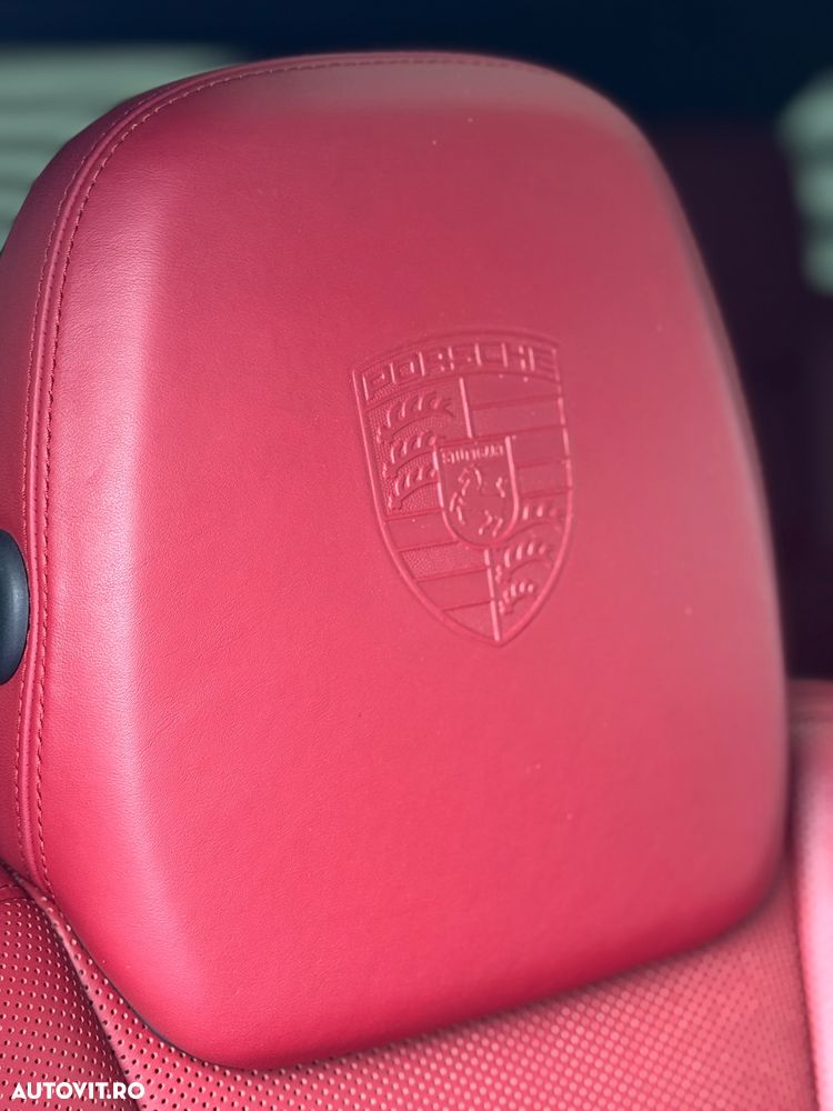 Porsche Cayenne - 23