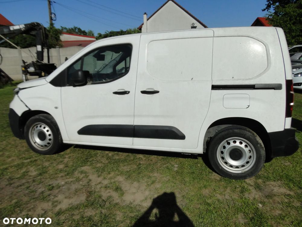 Peugeot PARTNER - 11