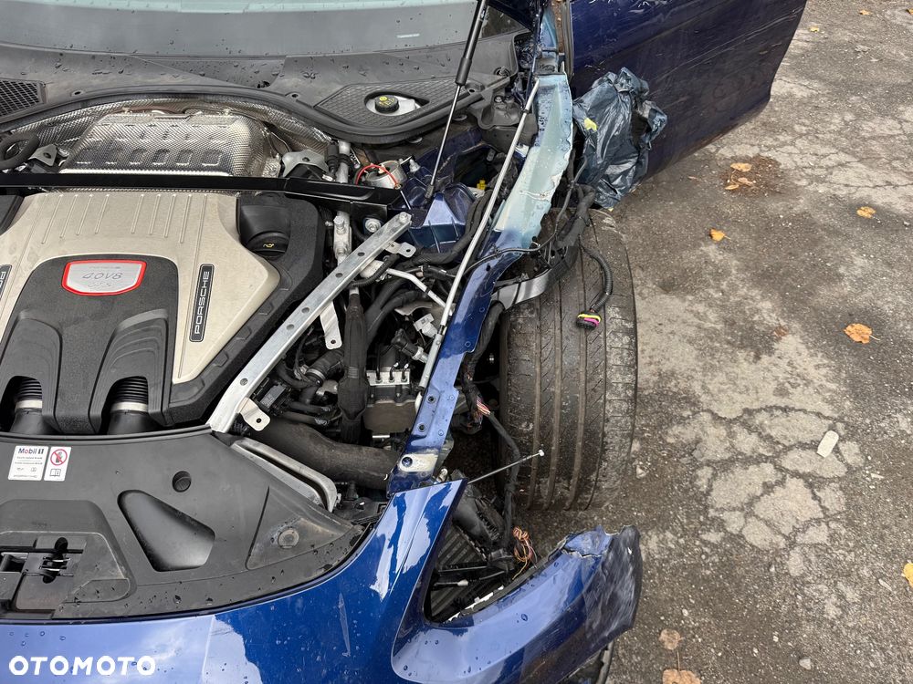 Porsche Panamera GTS - 35