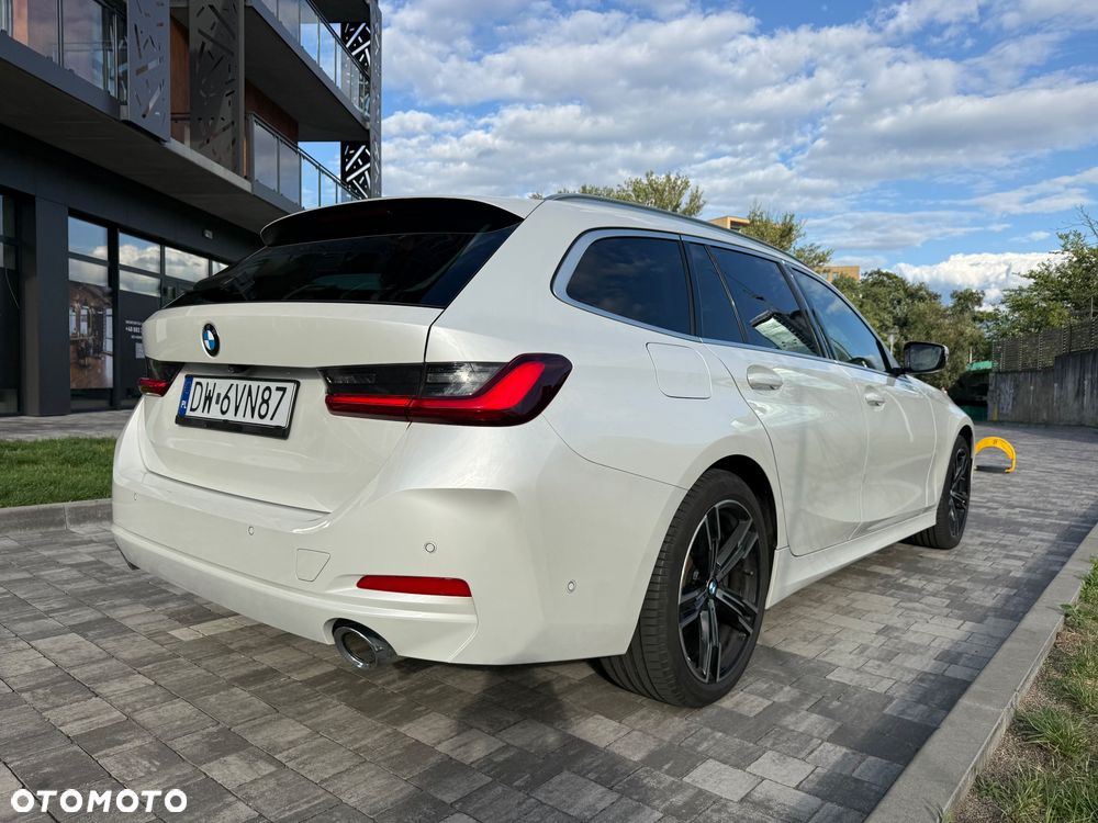 BMW Seria 3 320d xDrive Luxury Line sport - 14
