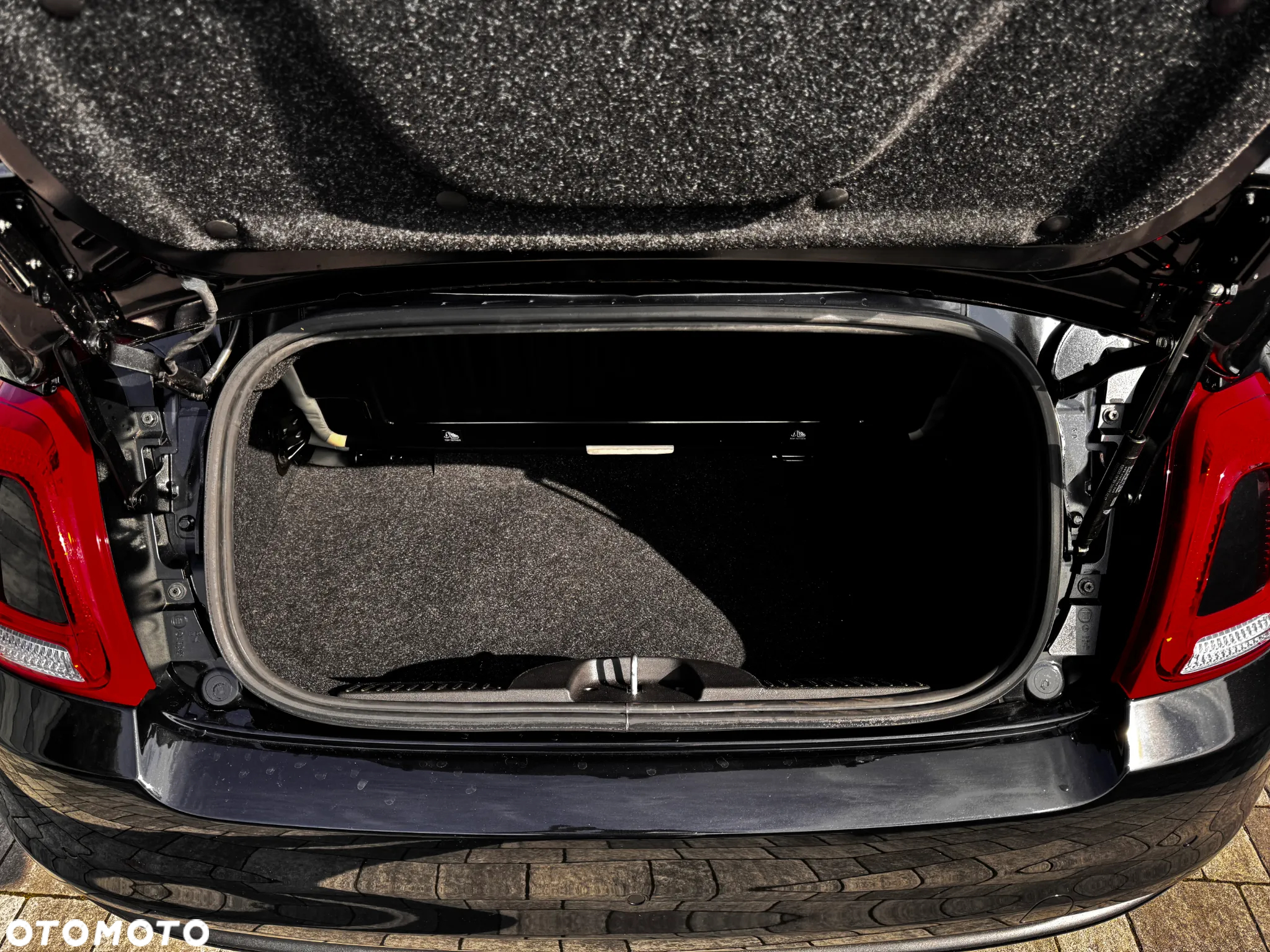 Fiat 500 C 1.0 GSE Hybrid - 12