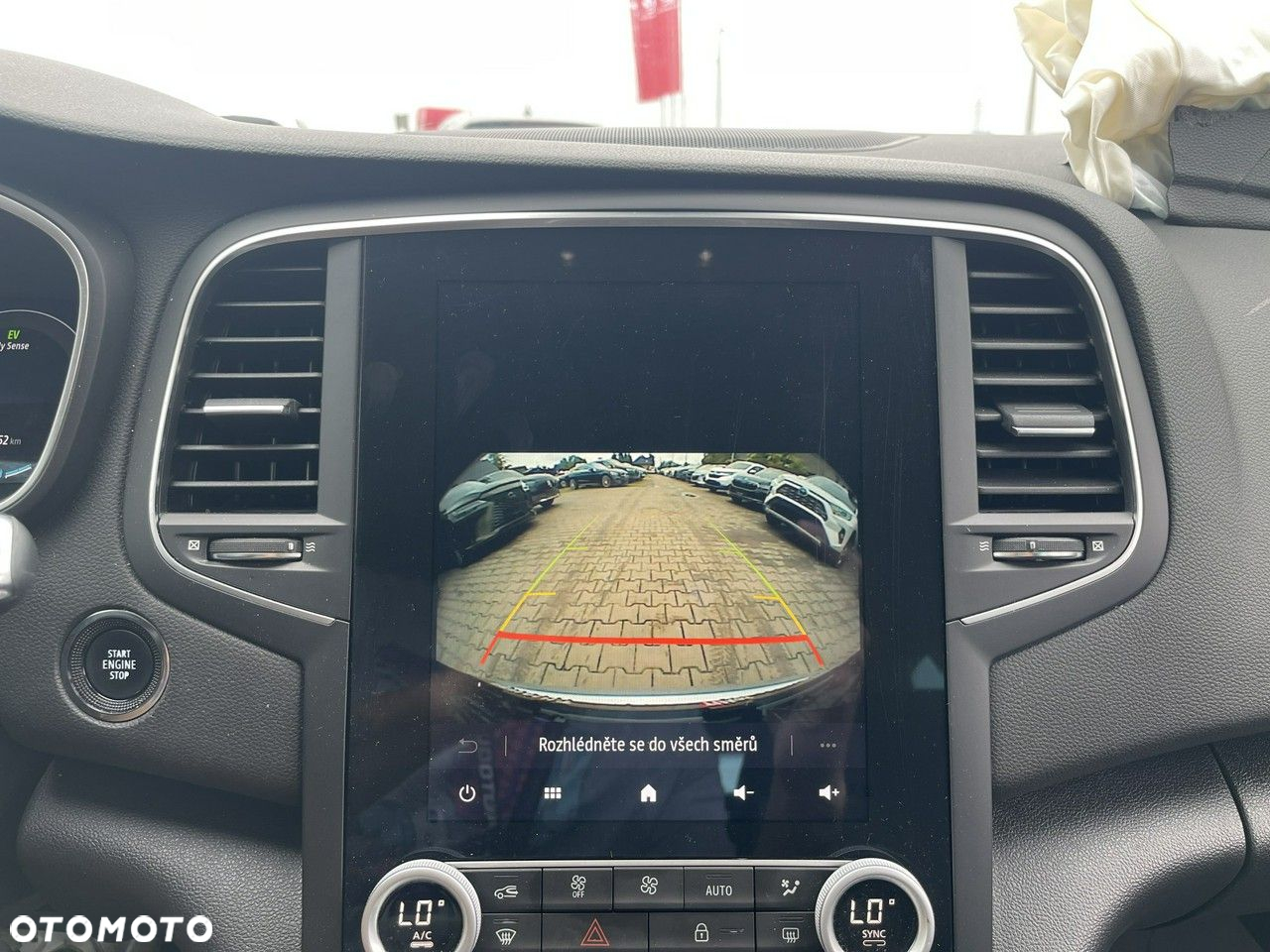 Renault Megane 1.6 E-TECH Plug-In Techno - 9