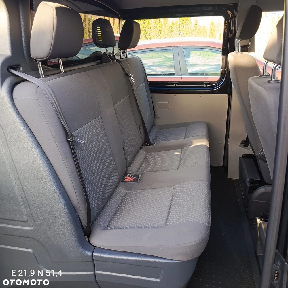 Volkswagen Transporter - 8