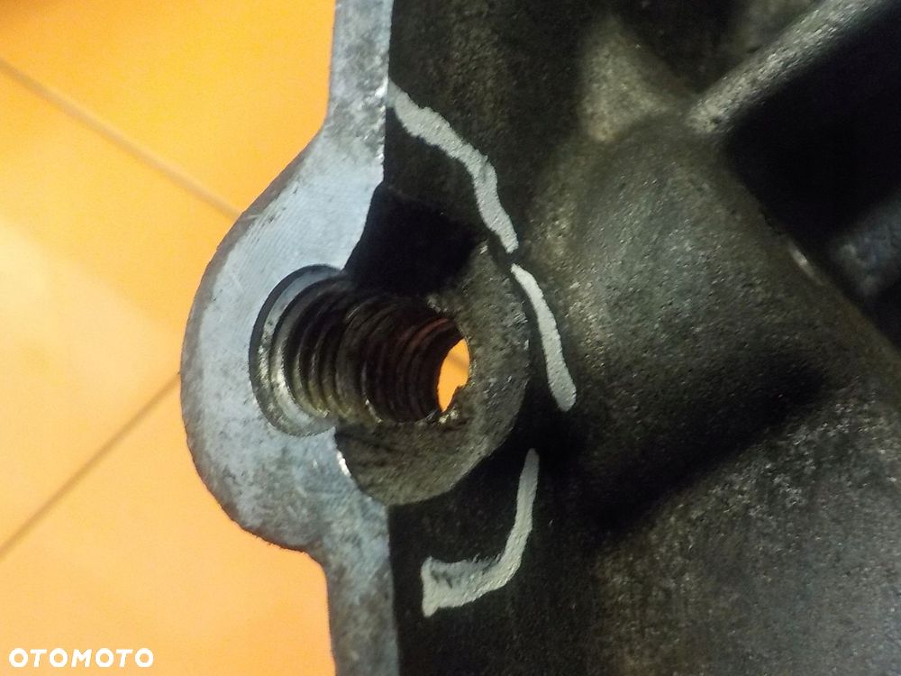 RANGE ROVER SPORT 2.7 TDV6 09r 190KM miska oleju czesc gorna 4H2Q-6J9004-FB - 4