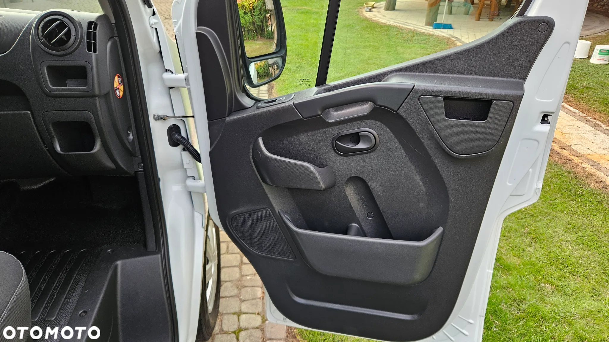 Nissan NV400 2,3 DCI - 25