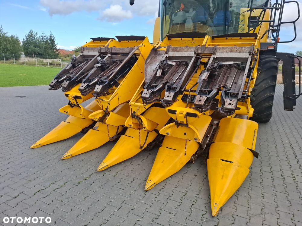 New Holland 8-75 2012 Rok, Przystawka do kukurydzy , Nie malowana,  Stan Idealny - 11