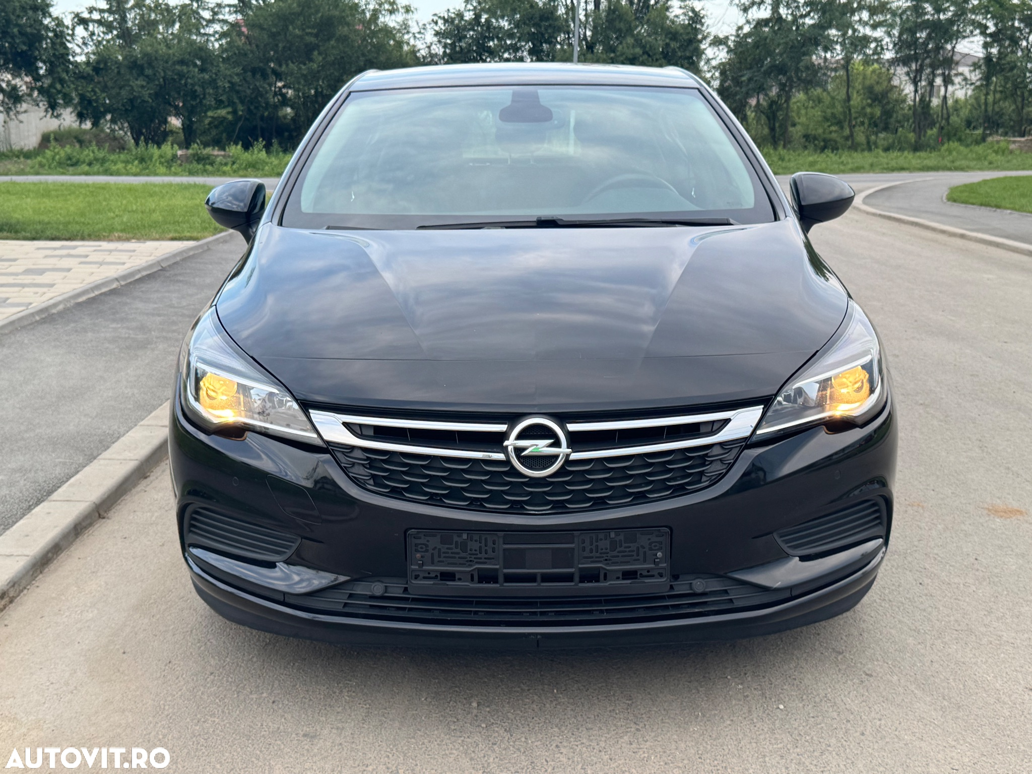 Opel Astra 1.6 CDTI ECOTEC Start/Stop Excite - 2