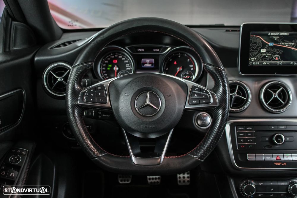 Mercedes-Benz CLA 200 d Shooting Brake AMG Line - 4