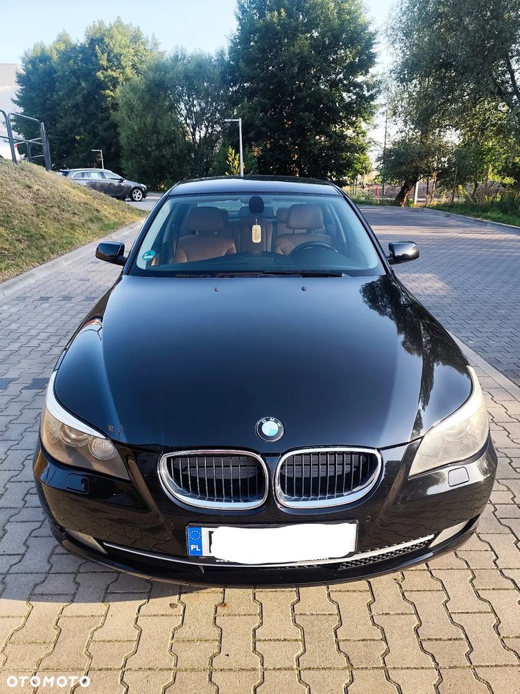 BMW Seria 5 520i - 1