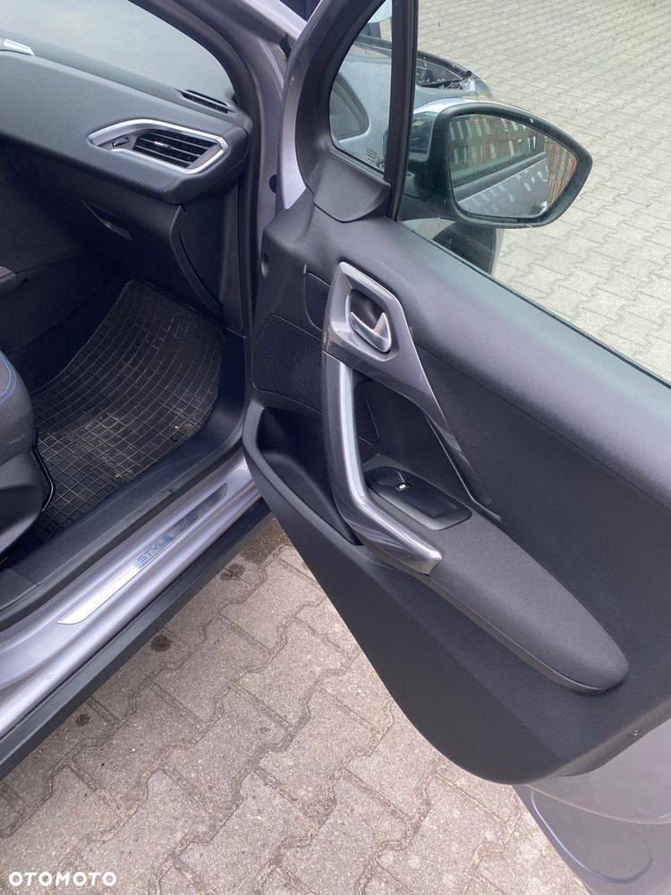 Peugeot 2008 PureTech 82 Active - 14
