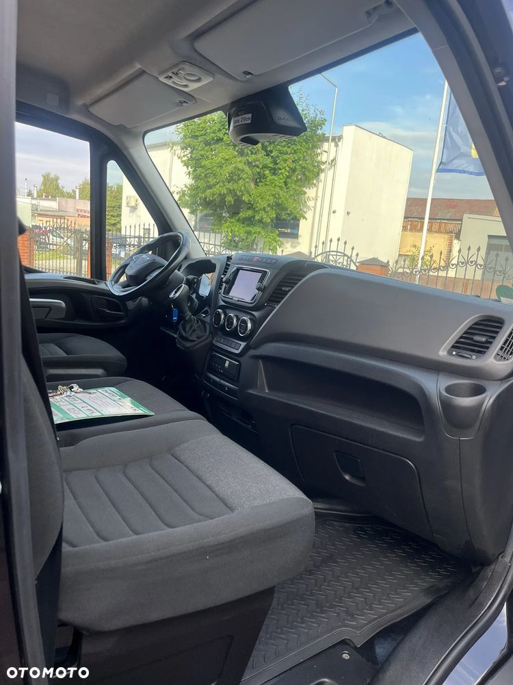 Iveco DAILY 35S18 HI MATIC - 12