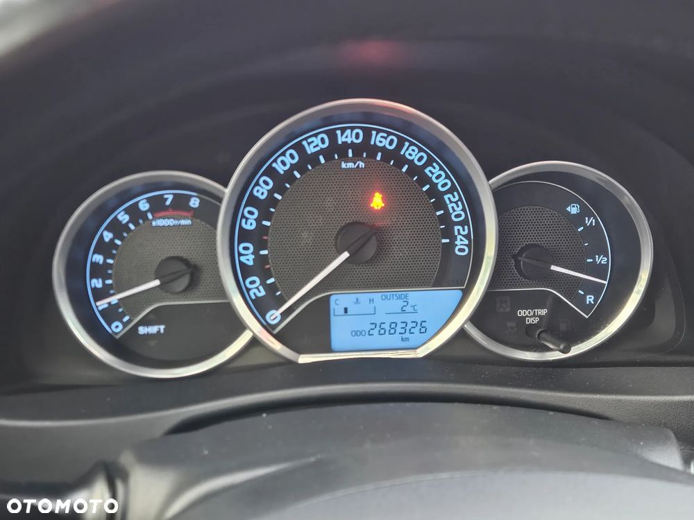 Toyota Auris 1.33 VVT-i Comfort - 25