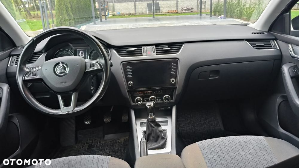 Skoda Octavia 1.4 TSI Ambition - 13