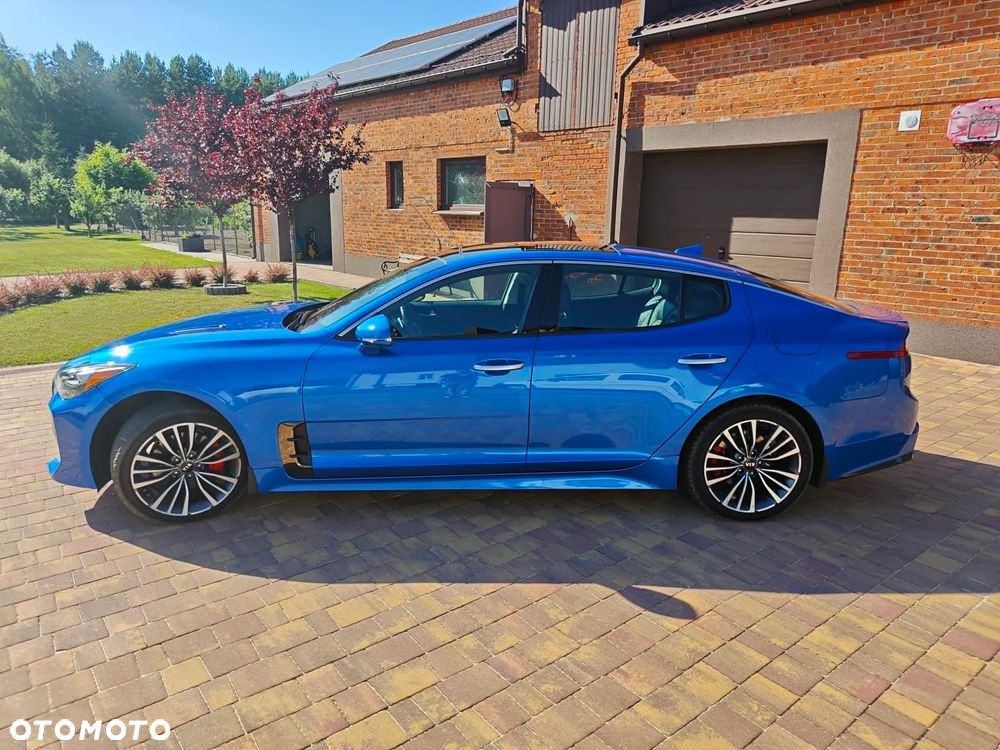 Kia Stinger - 4