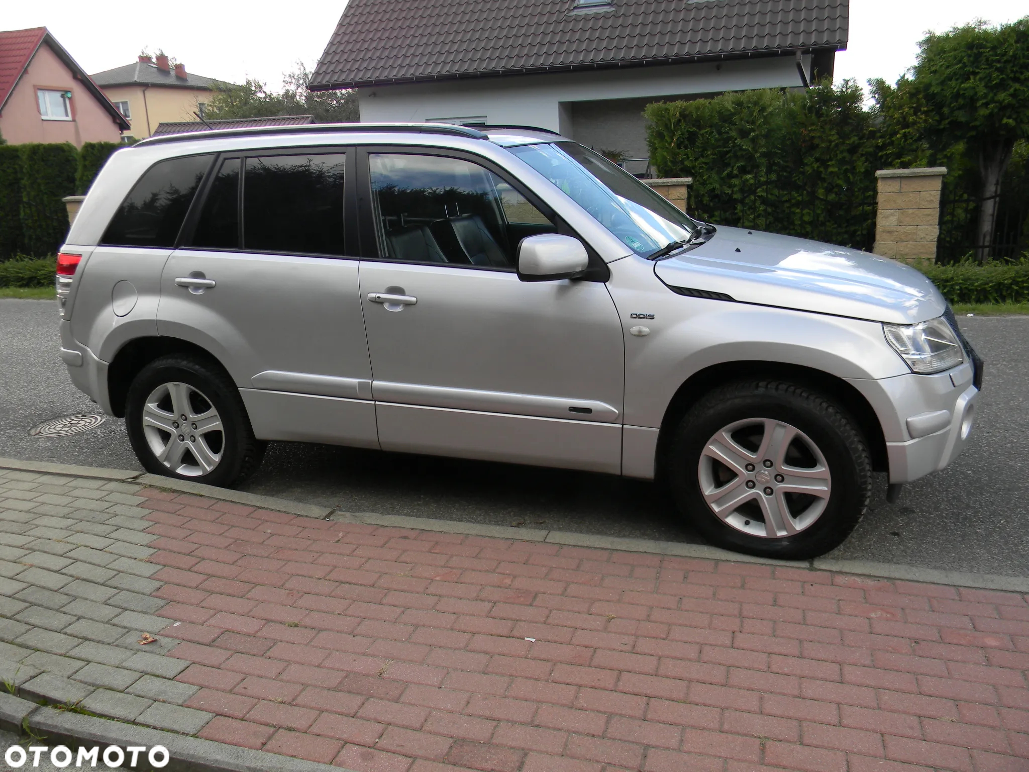 Suzuki Grand Vitara 1.9 DDiS - 2