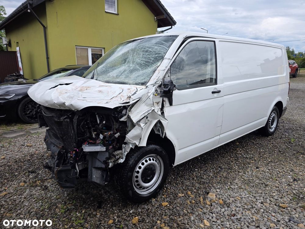 Volkswagen Transporter - 2