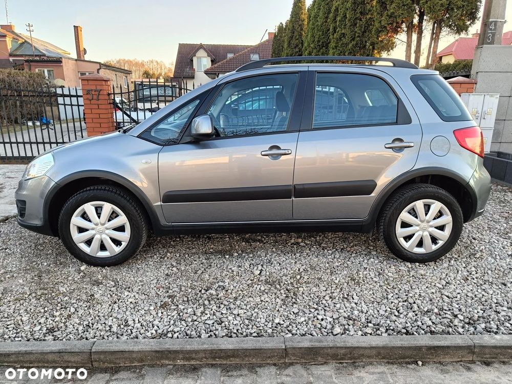 Suzuki SX4 1.6 Premium 4WD - 4