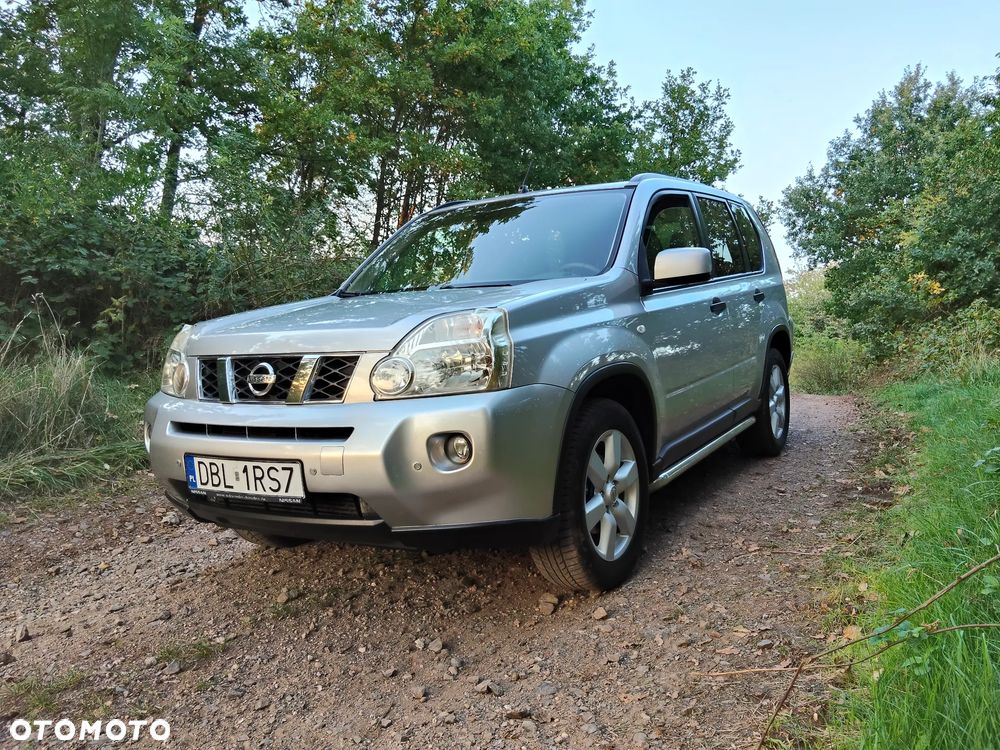 Nissan X-Trail 2.0 dCi 4x4 DPF SE - 36