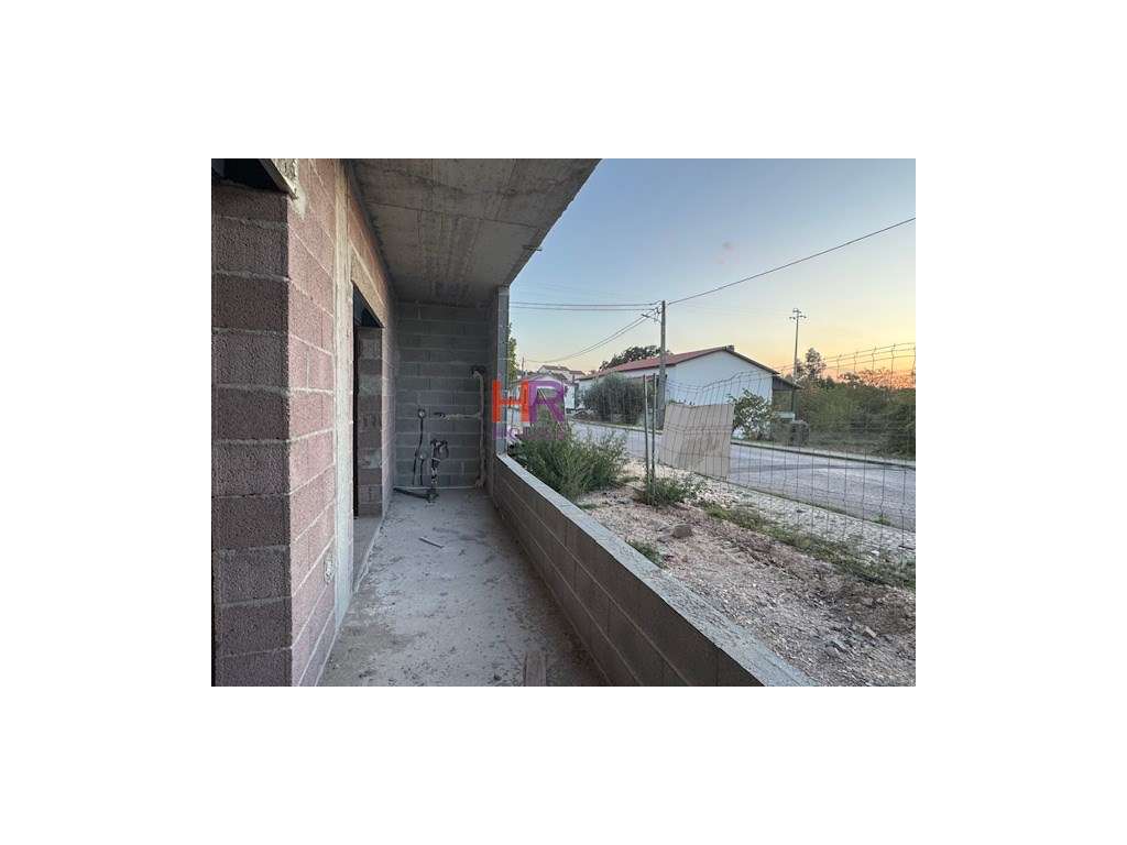 Vende-se T1 com lugar de garagem. - Grande imagem: 4/4