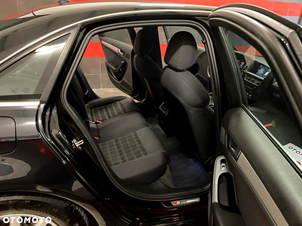 Audi A4 Limousine 1.8 TFSI quattro S line Sportpaket - 23