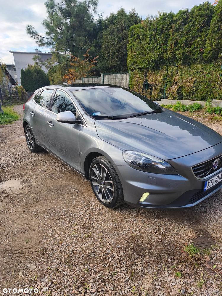 Volvo V40 2015 photo 2
