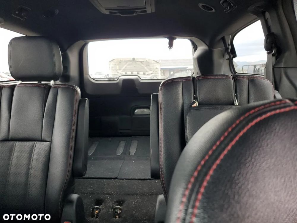 Dodge Grand Caravan - 9
