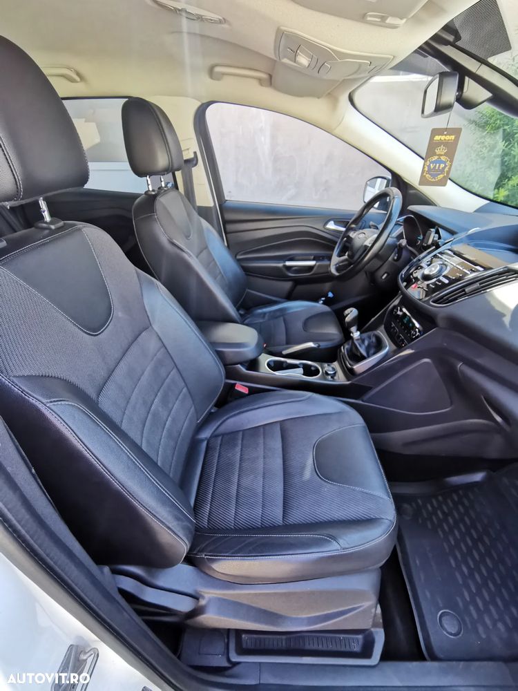Ford Kuga 2.0 TDCi 4WD Titanium - 8