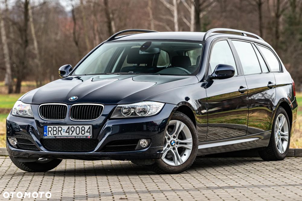 BMW Seria 3 318i - 3