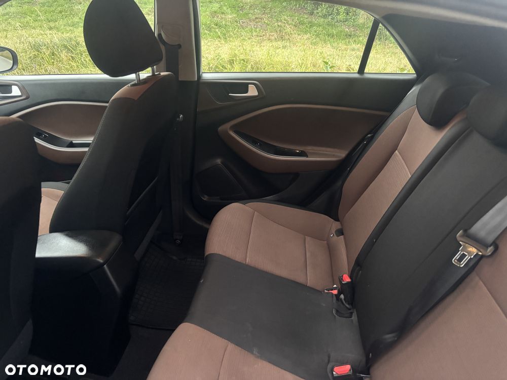 Hyundai I20 2015 photo 4
