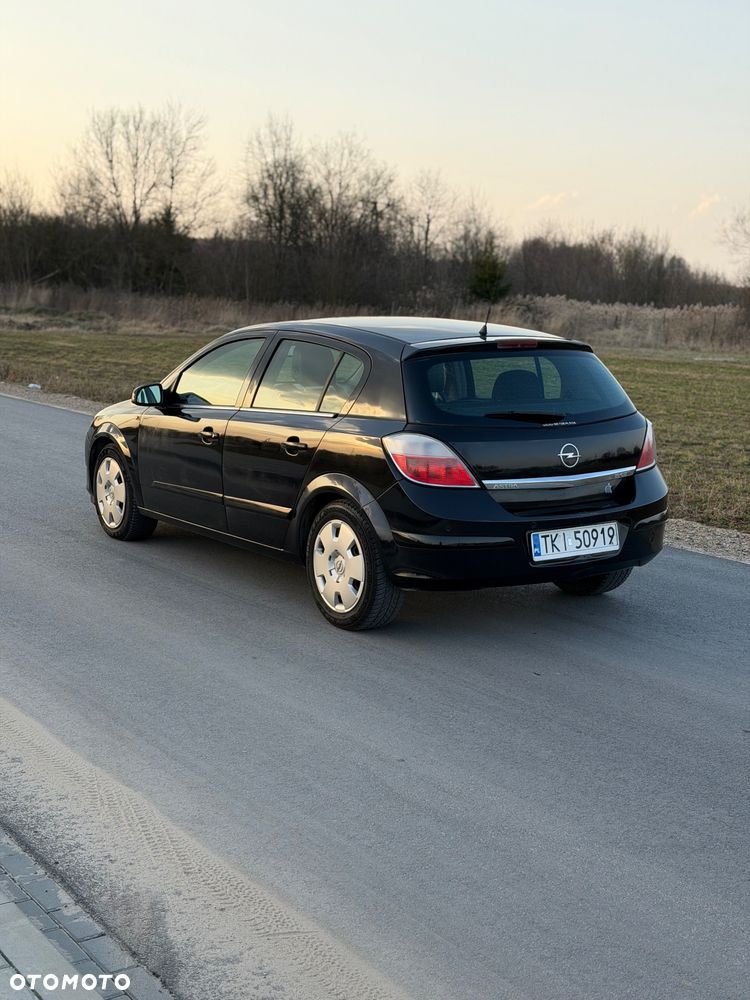 Opel Astra 1.9 CDTI Edition - 5