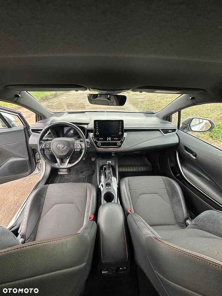 Toyota Corolla 1.8 Hybrid Executive - 10