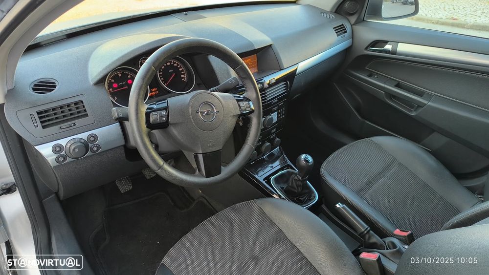 Opel Astra Caravan 1.7 CDTi Cosmo - 26