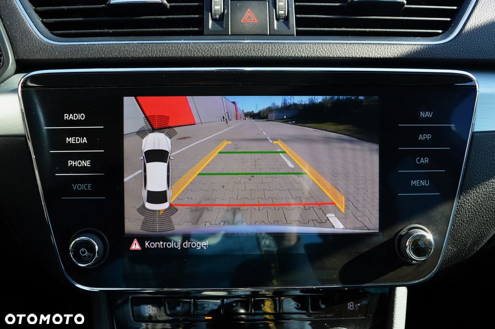 Skoda Superb 1.6 TDI GreenLine - 15