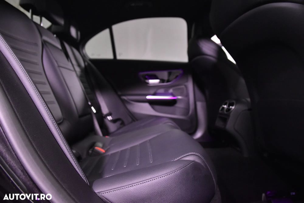 Mercedes-Benz C 300 d MHEV 4MATIC - 13