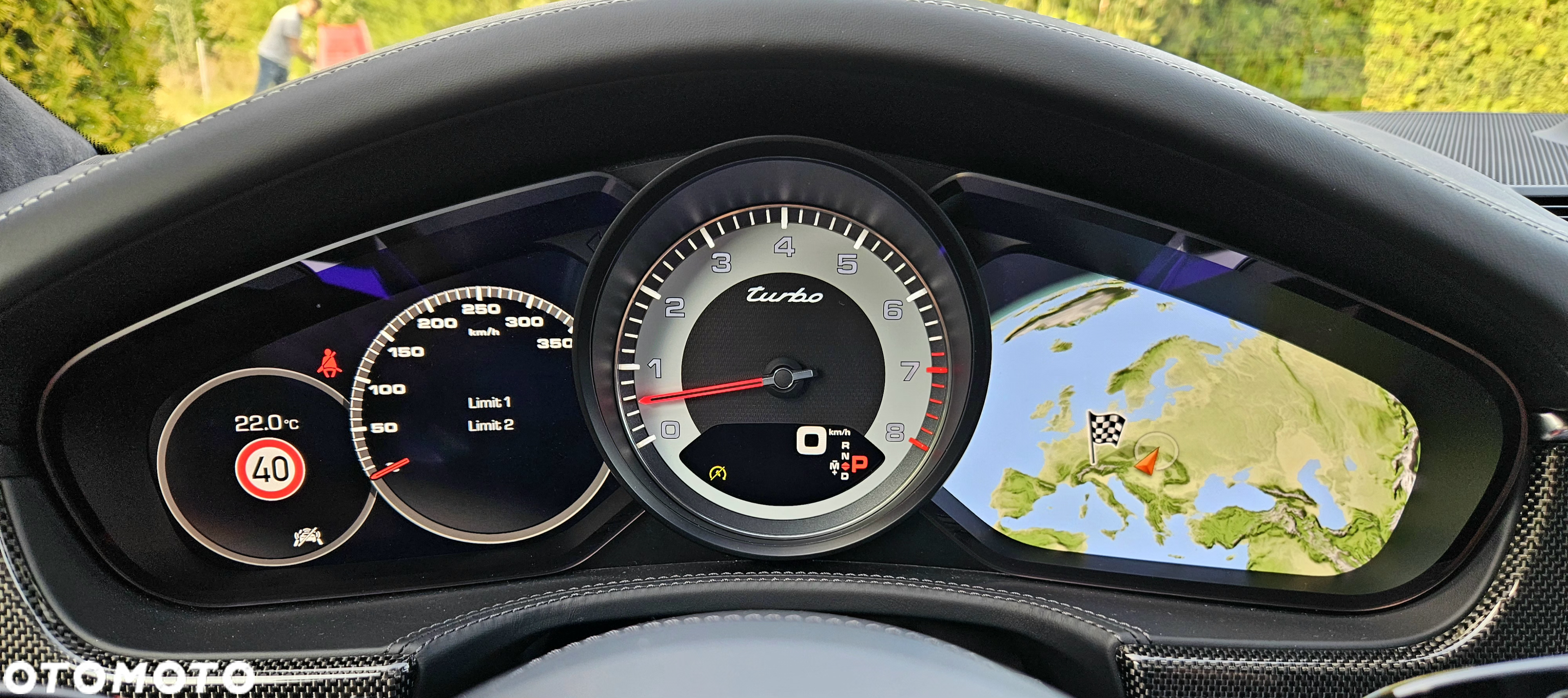Porsche Panamera Turbo Executive - 32