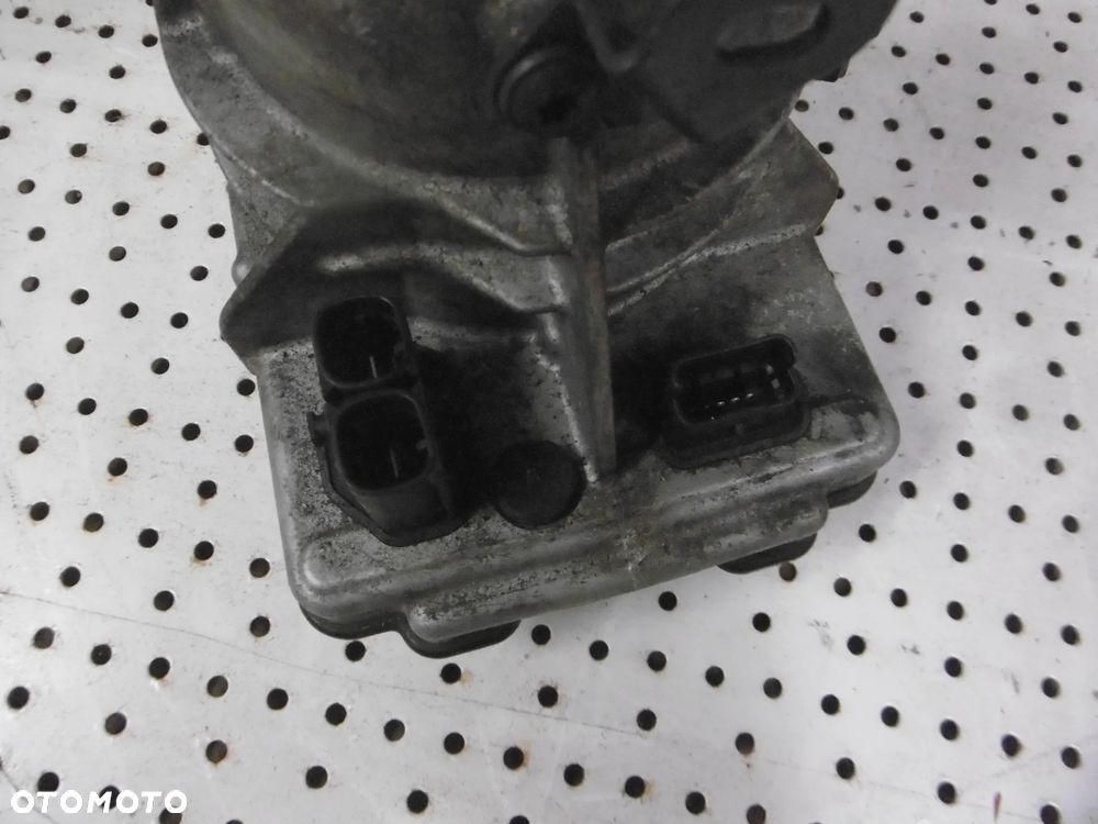 POMPA WSPOMAGANIA CITROEN C5 - 4