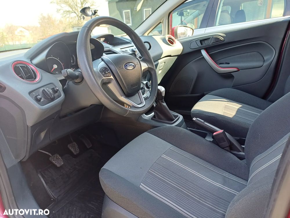 Ford Fiesta 1.4i Trend - 10