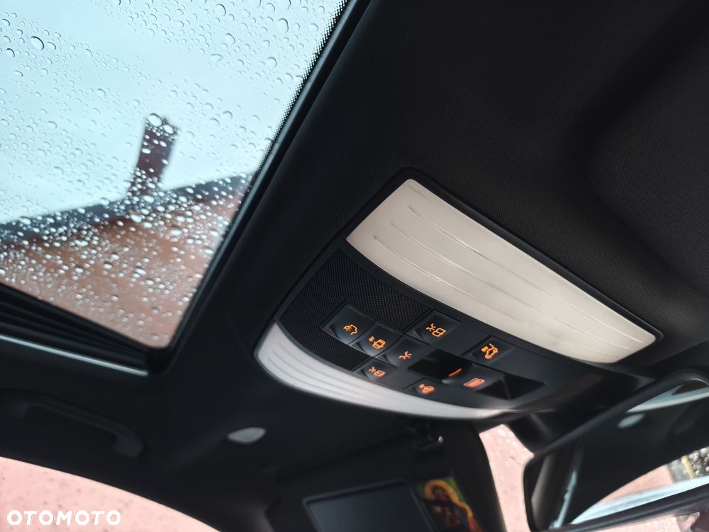 Mercedes-Benz Klasa E 220 CDI 7G-TRONIC - 11