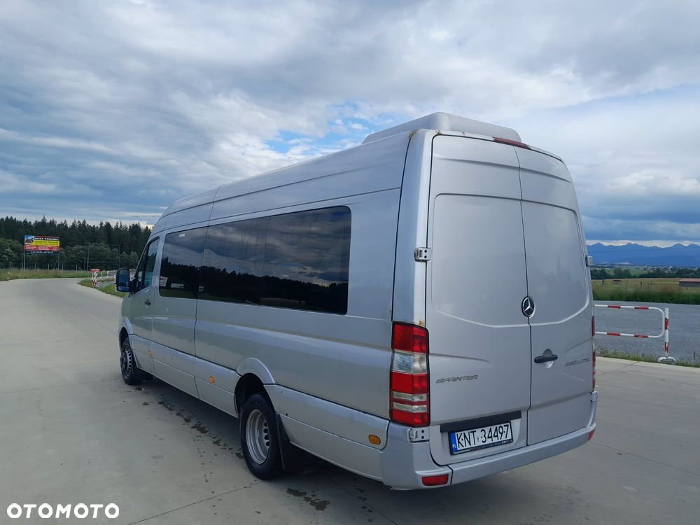 Mercedes-Benz Sprinter - 8