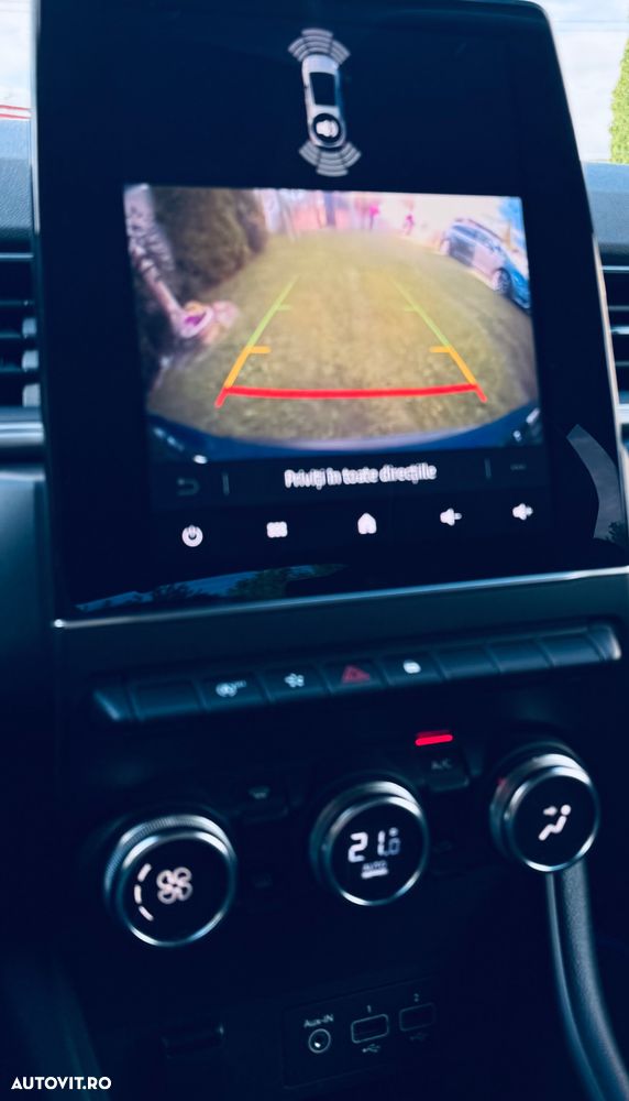 Renault Captur - 23